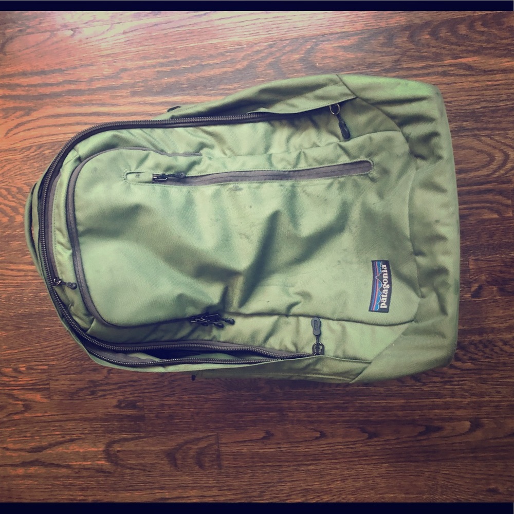 Patagonia Wheeled Duffel Bag (35-40L)